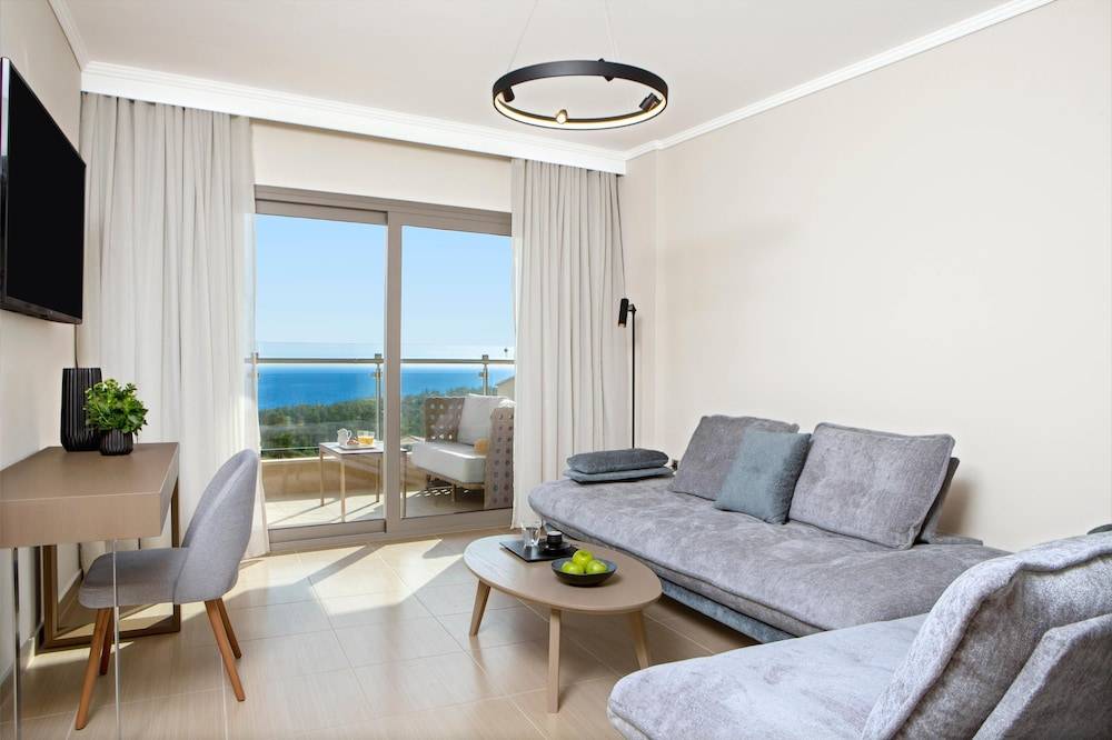 56_w3840h2559x0y1-3829269f_z