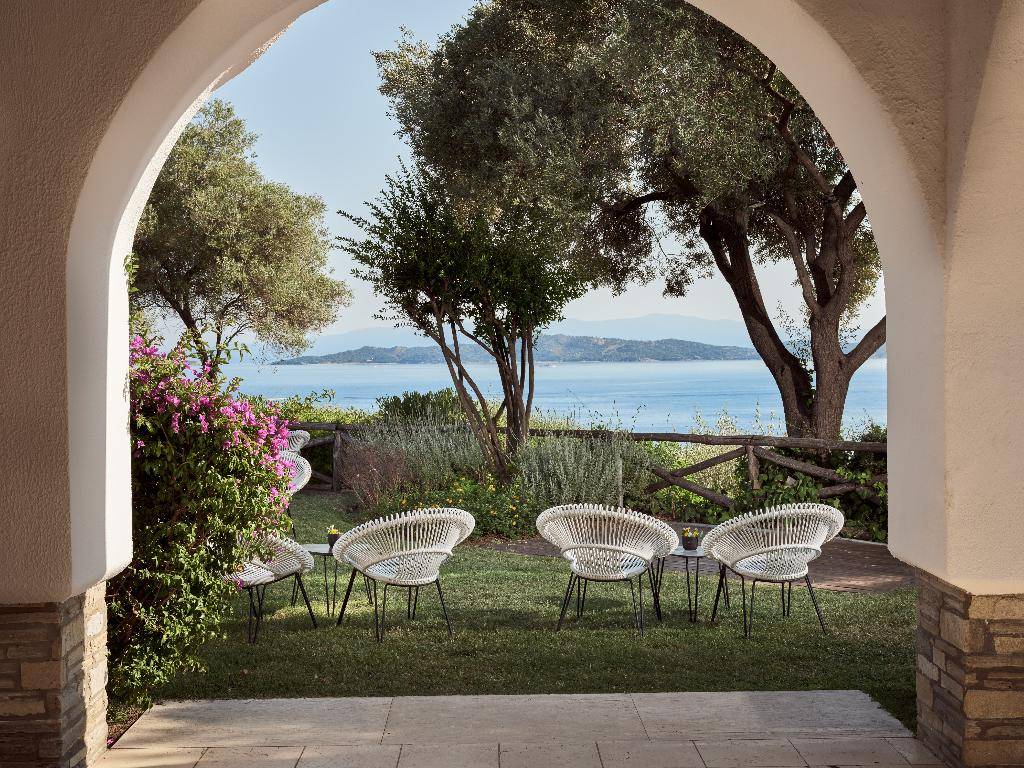 12_015606a_hb_ba_003_20250814_102708