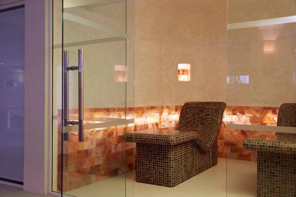 39_015606a_hb_f_996_20250814_102941