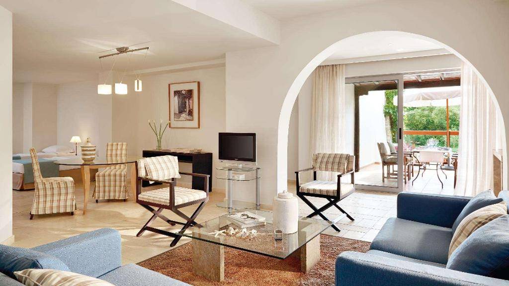 47_015606a_hb_w_1017