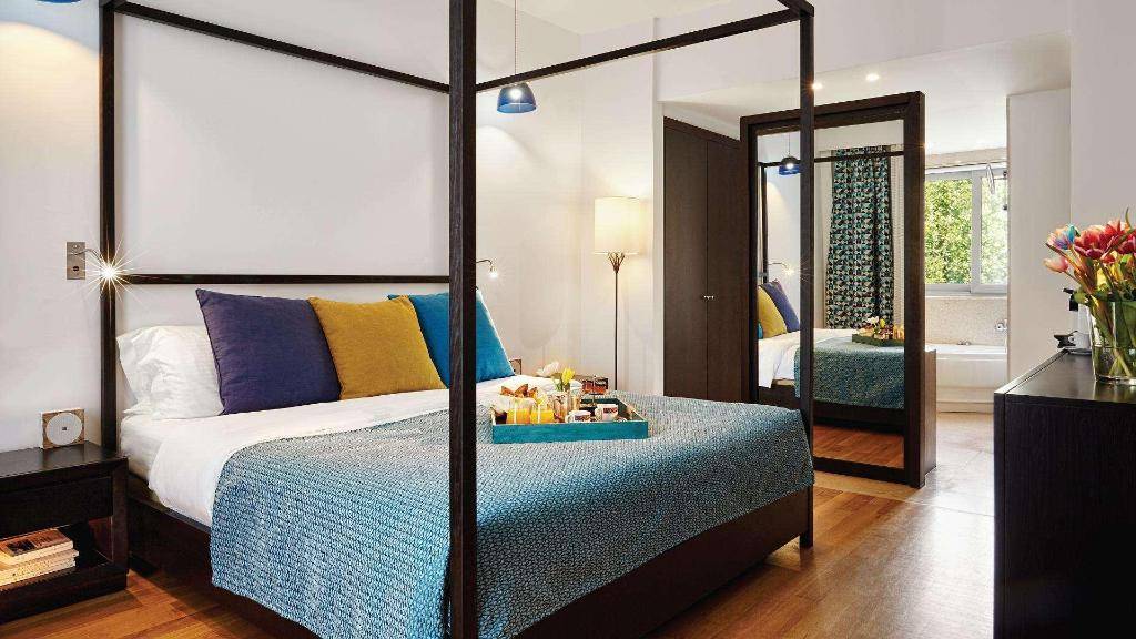 52_015606a_hb_w_1001