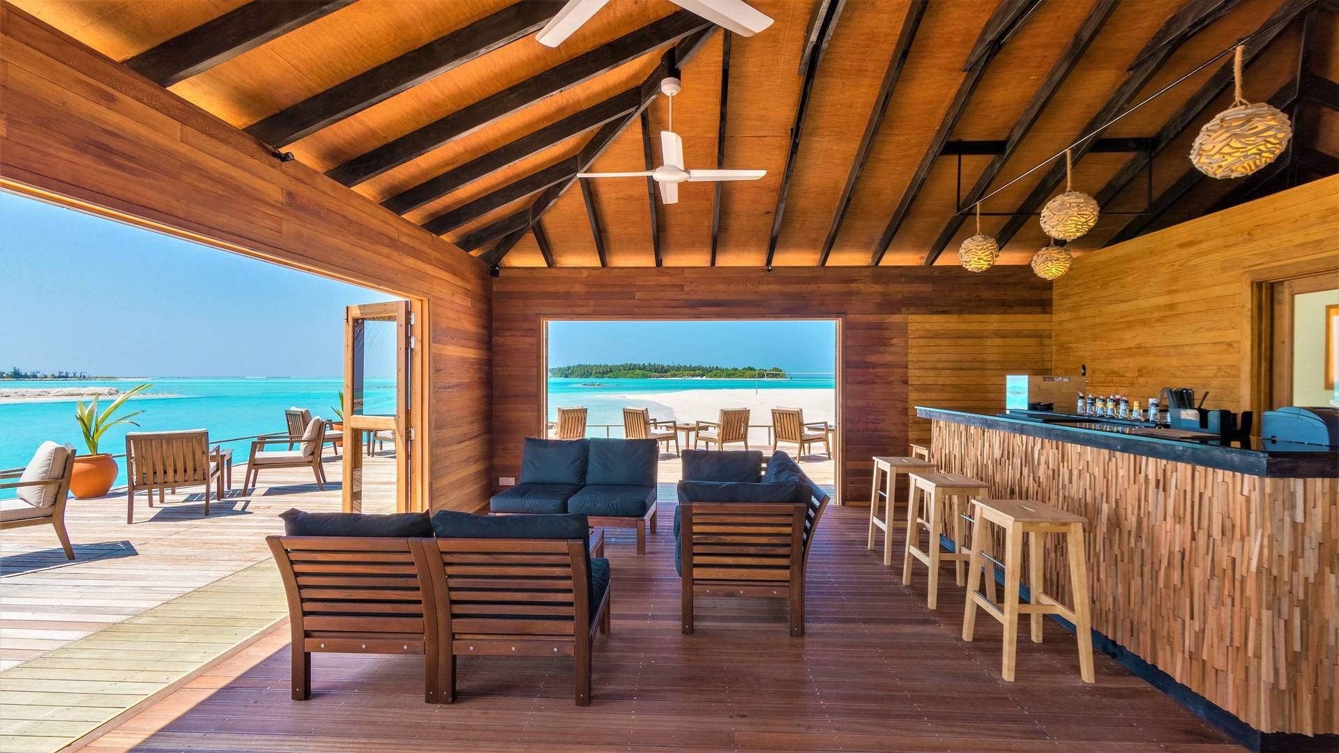 9_AMVMDVC5R2_1260722