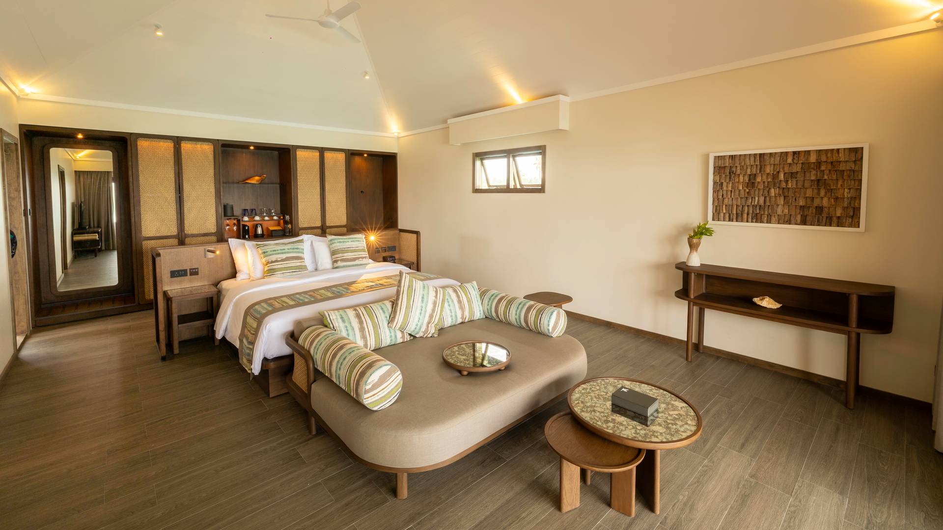 13_AMVMDVC5R2_1767686