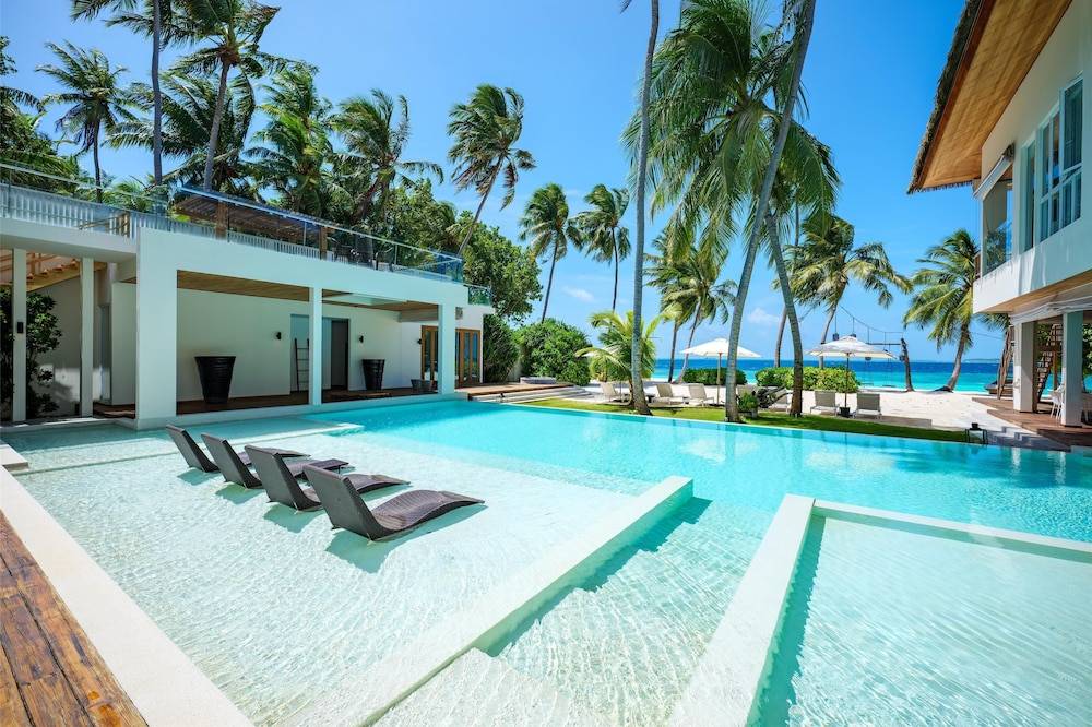 17_w3840h2559x0y3-176f5358_z