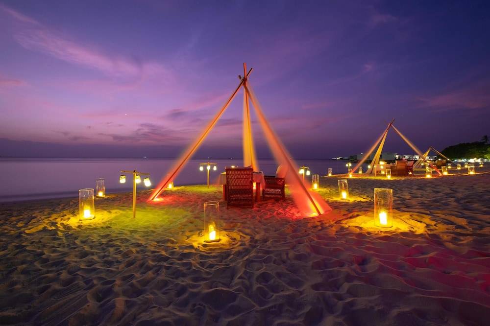 40_w3837h2557x3y3-5780a7a1_z