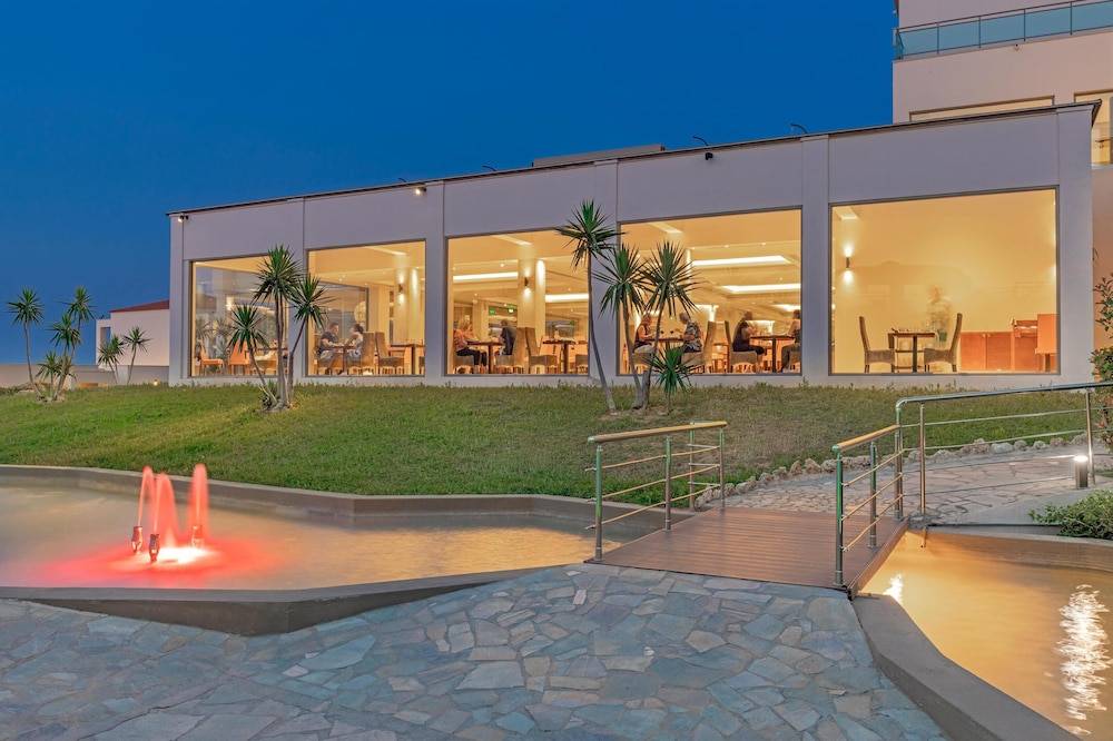 50_w3837h2557x3y4-4fb7dc27_z