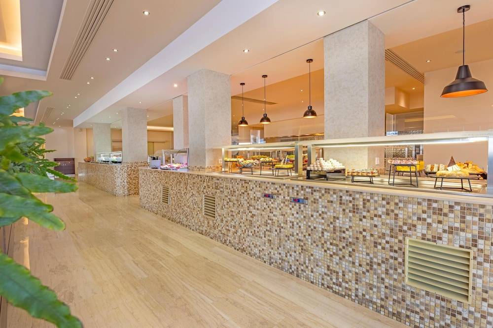 60_w3836h2557x4y4-29a29cc9_z