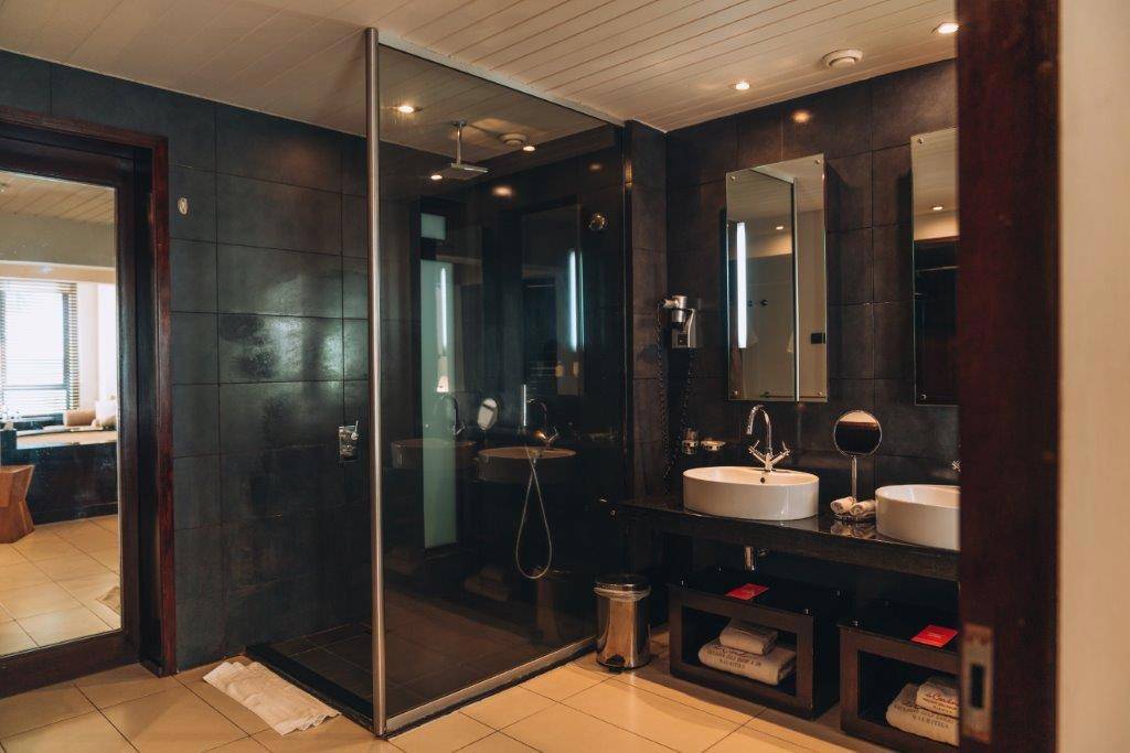 le_cardinal_exclusive_resort_23359