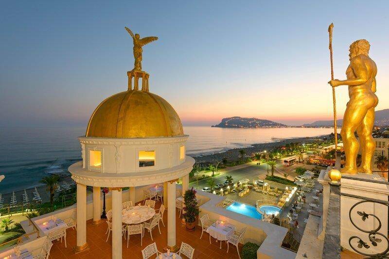 antique_roman_palace_11150