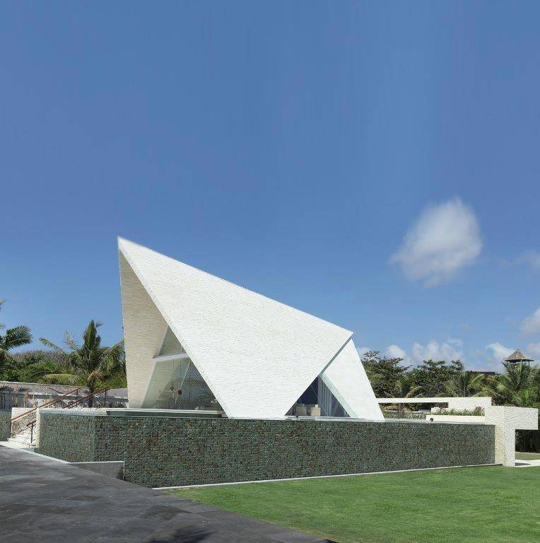 the_royal_santrian_24872