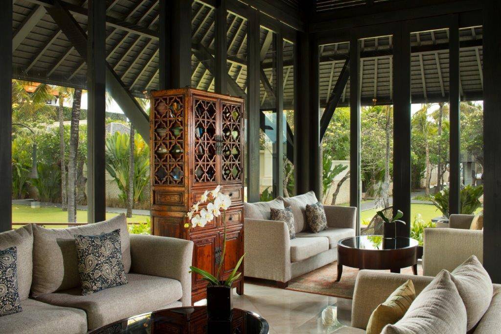 the_royal_santrian_24884