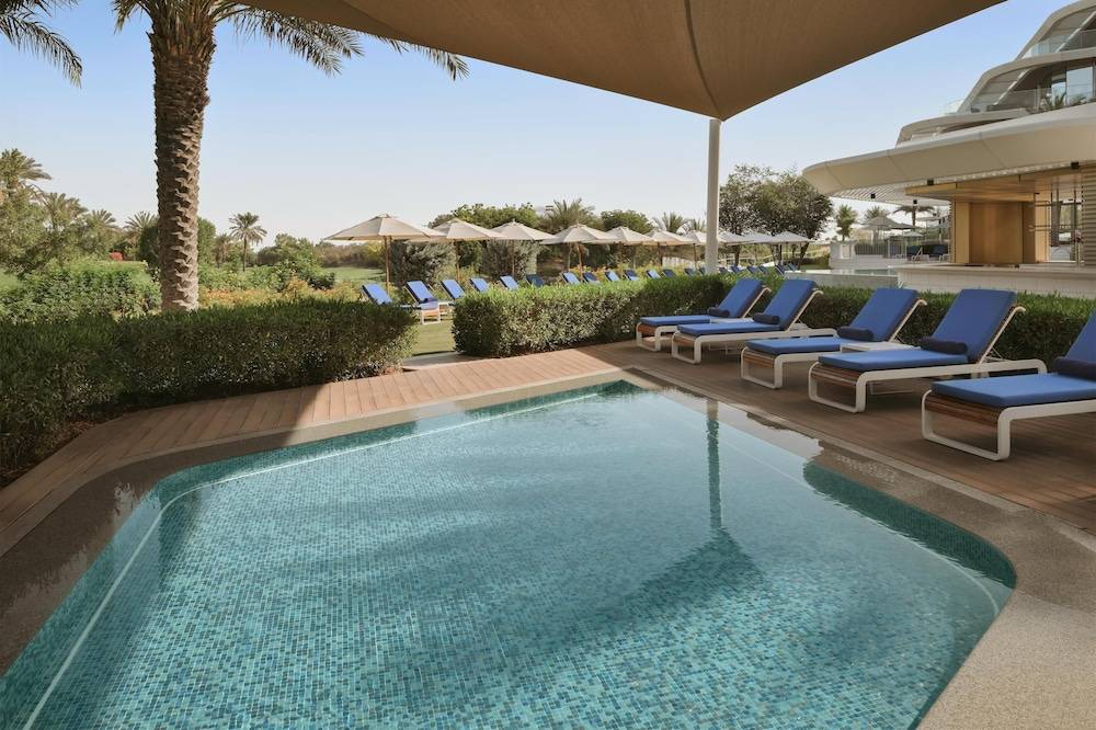 43_w3840h2557x0y2-9a2f7133_z