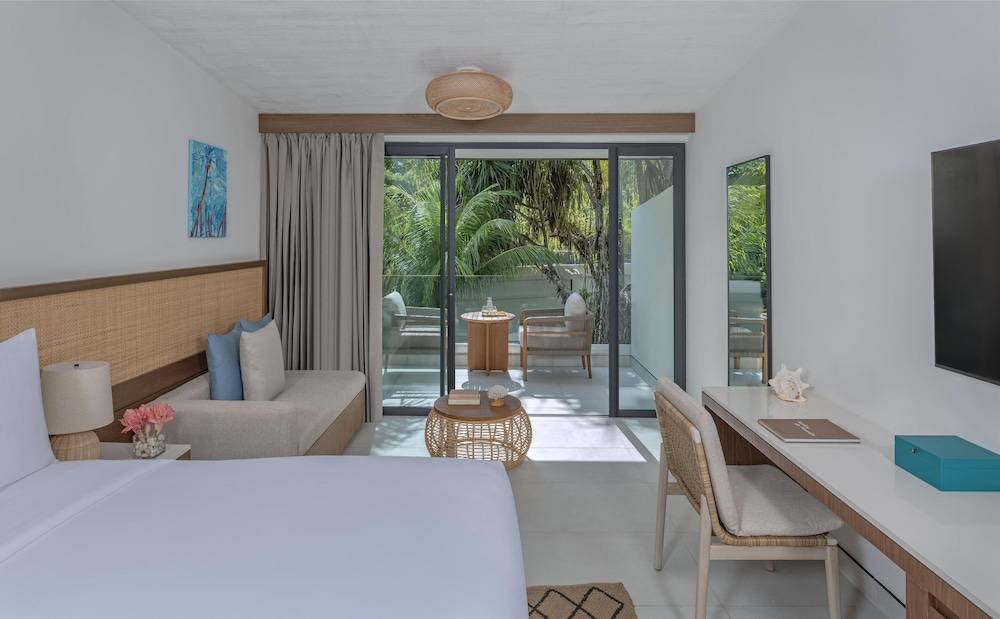 8_w3836h2375x4y0-5b64c8a9_z