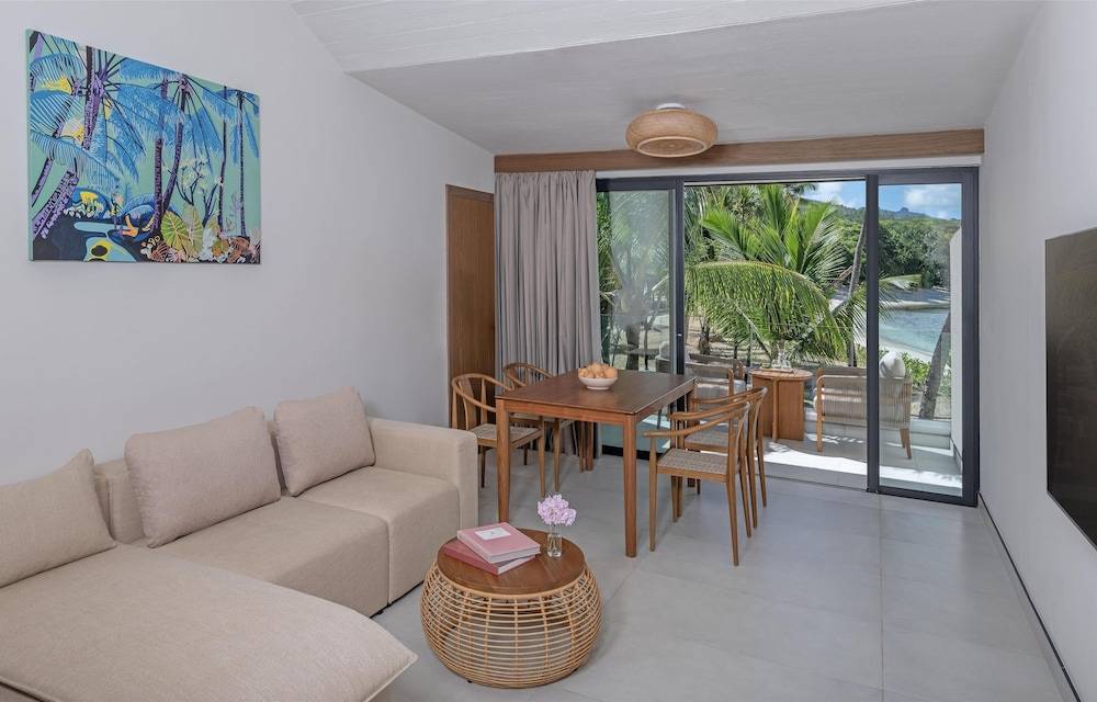 32_w3836h2454x4y0-4f8ef28e_z