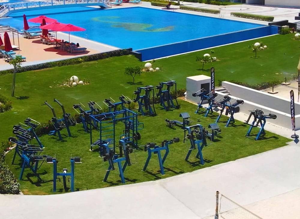 5_w4107h3000x197y0-4896e2b2_z