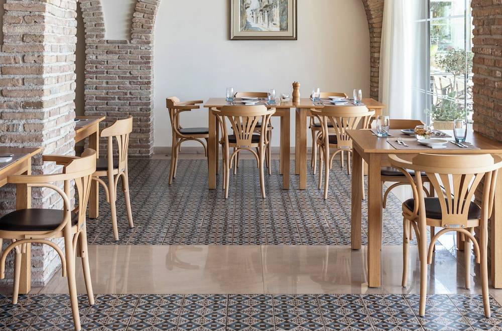 27_w6240h4122x0y0-e6f3af6c_z