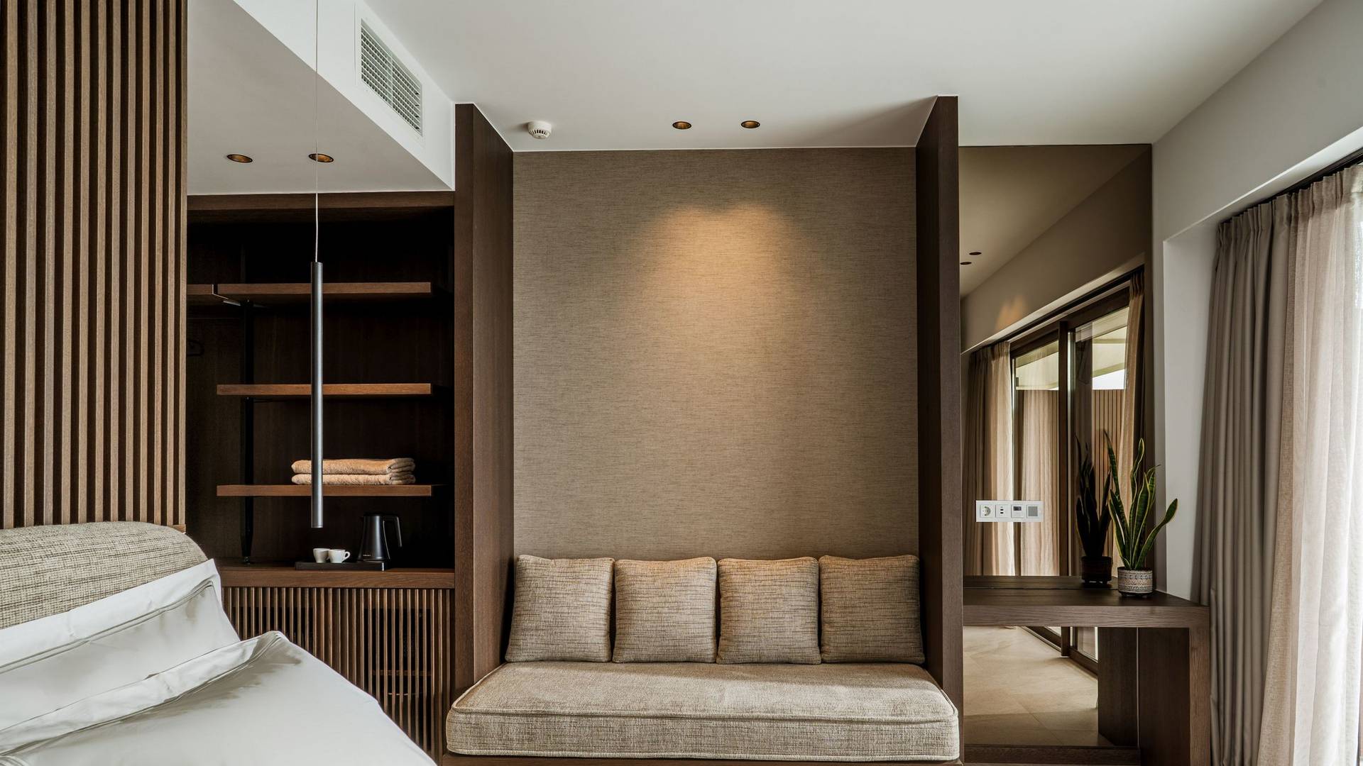 8_AGRPVKJKK0_1657390