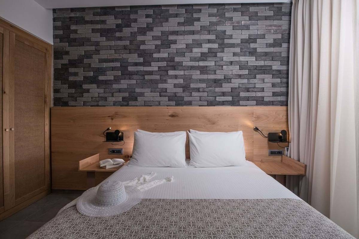 3_AGRHER5DHE_1375672