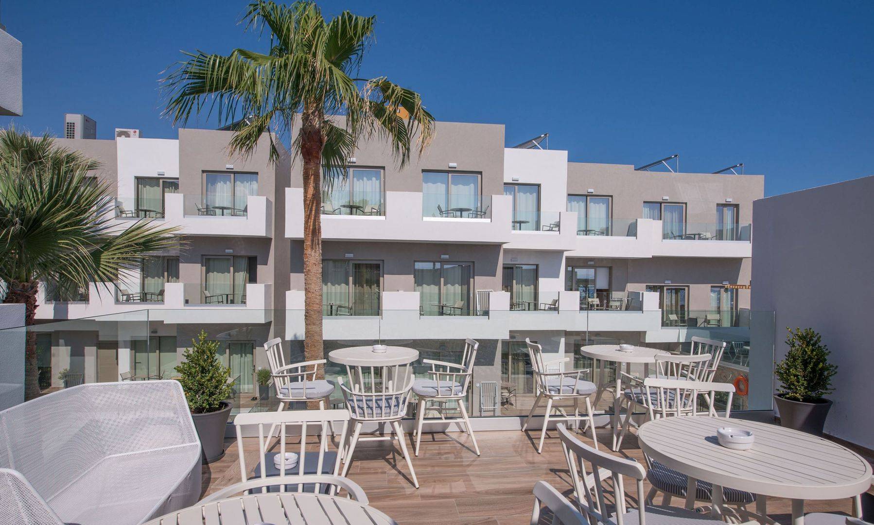 20_AGRHER5DHE_939658