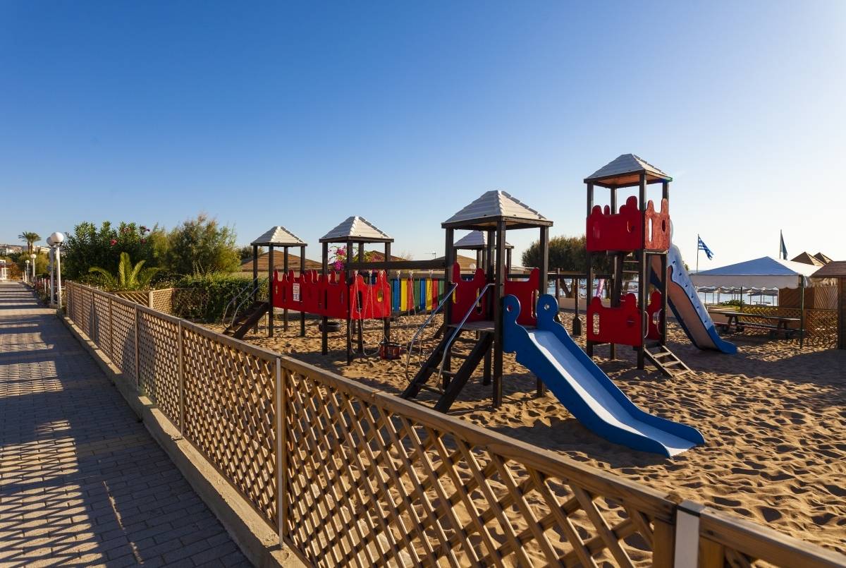 9_AMTSGR0JC4_1525388