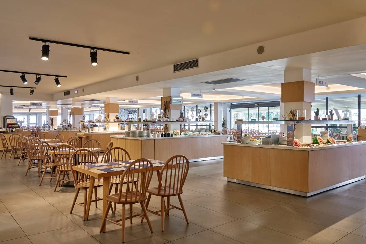 22_AMTSGR0JC4_1525362