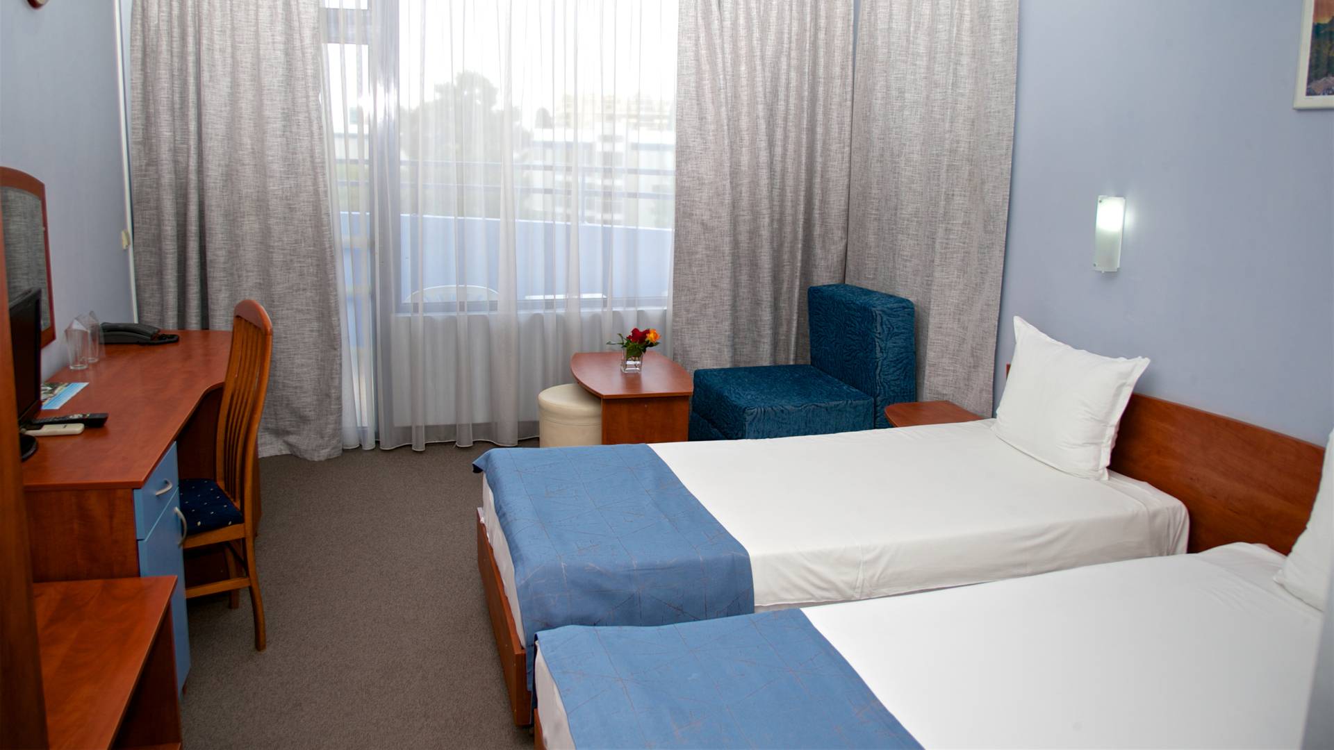 6_ABGVARD10K_1642568