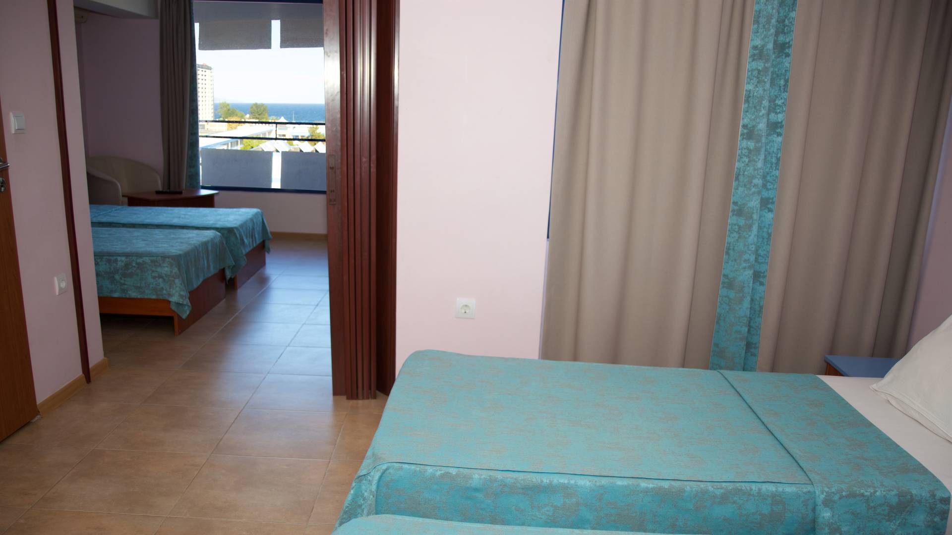 8_ABGVARD10K_1642588