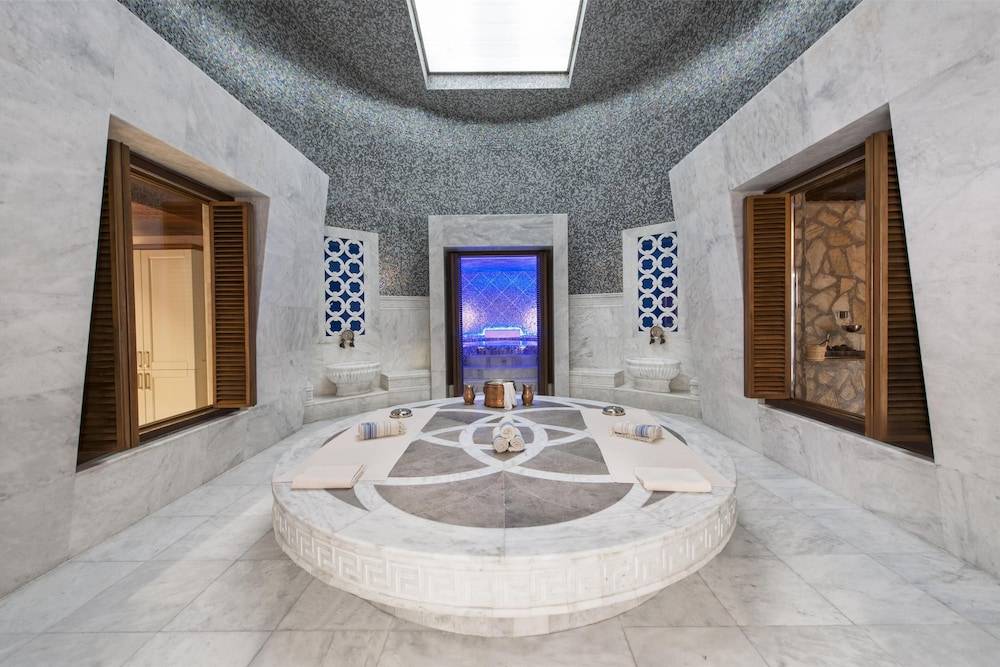 36_w3837h2560x3y0-5d1f409f_z