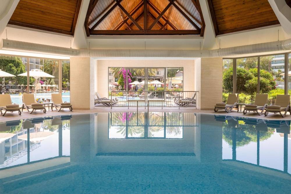 43_w5748h3837x0y3-352815e1_z