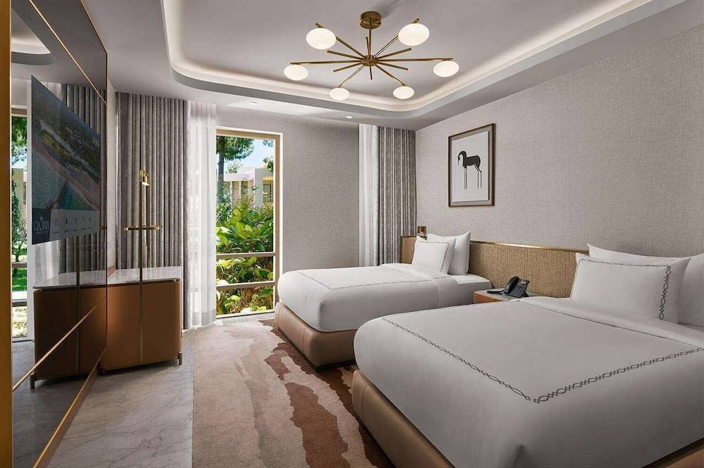 39_w1496h995x3y3-098095b1_z