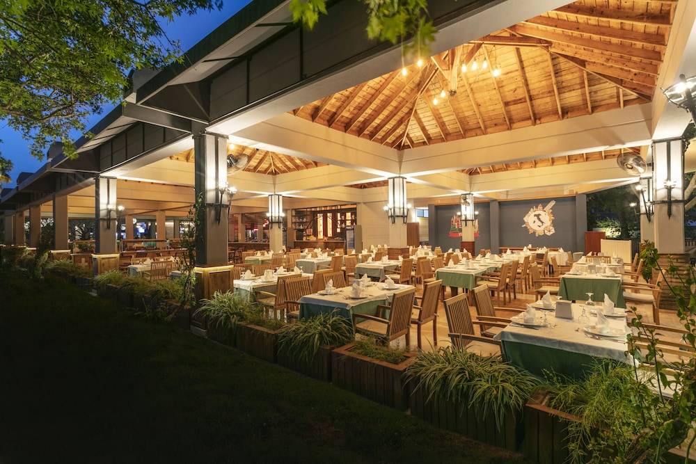 15_fe8c4588_z 15_fe8c4588_z