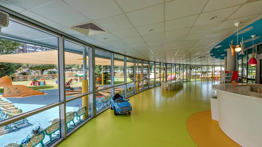 11_w3840h2157x0y3-a2a39b13_z