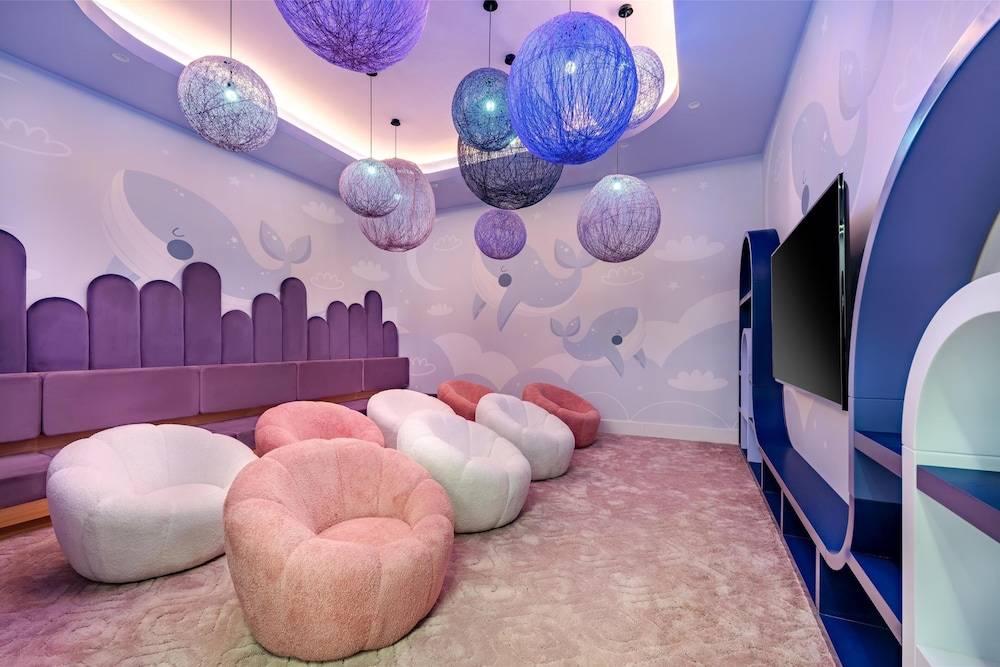 46_w3836h2560x4y0-92968d36_z