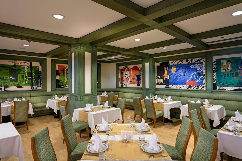 30_w3837h2557x3y3-d5bcc8d6_z