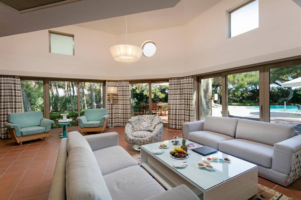 44_w3837h2557x3y3-c7c9fb8c_z