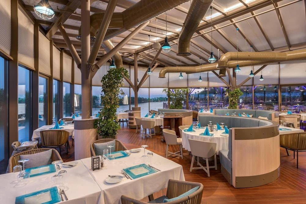 50_w3837h2557x3y3-434459aa_z