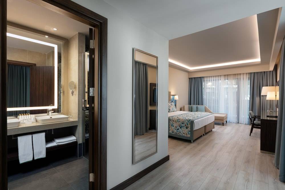 14_9b620d70_z