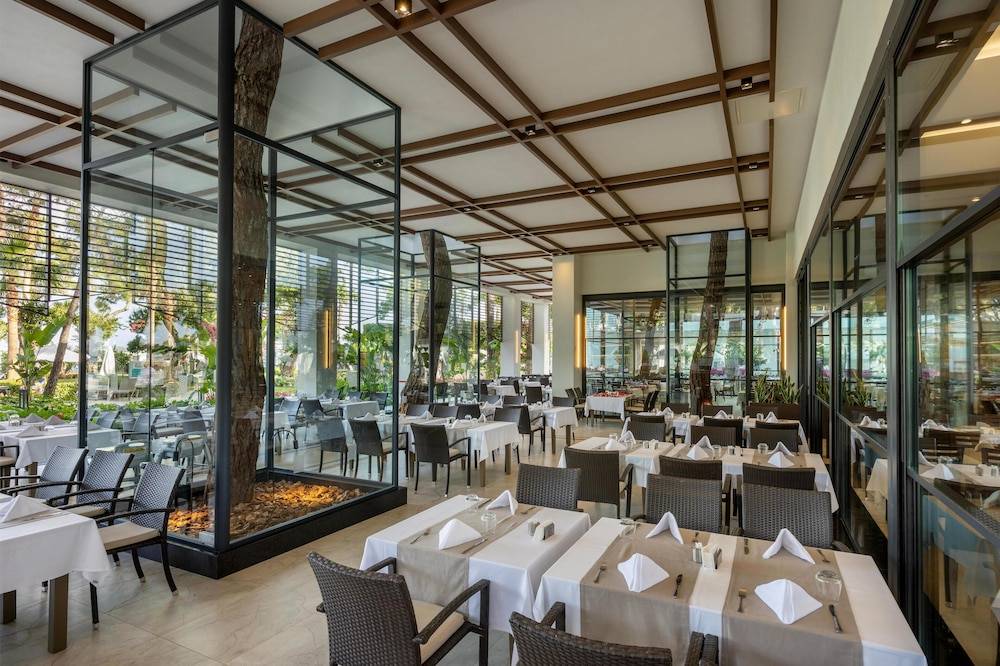 40_w5757h3835x0y5-0b1dfd79_z