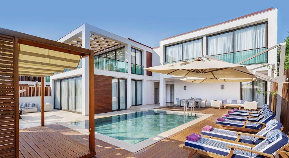 43_w3000h1642x0y608-aacc2900_z