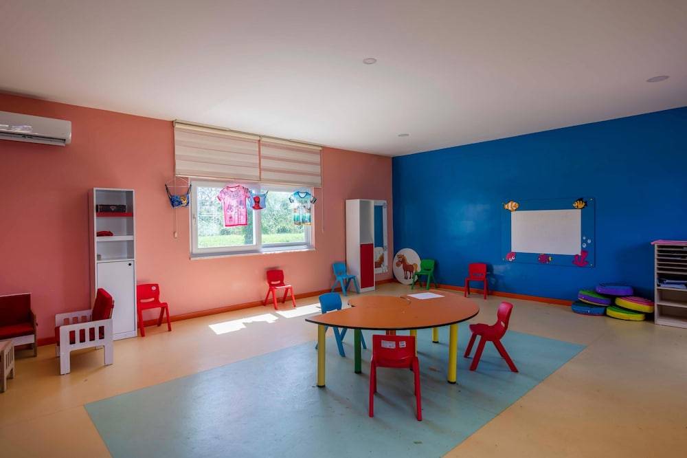 11_w5755h3835x5y5-4c59b375_z