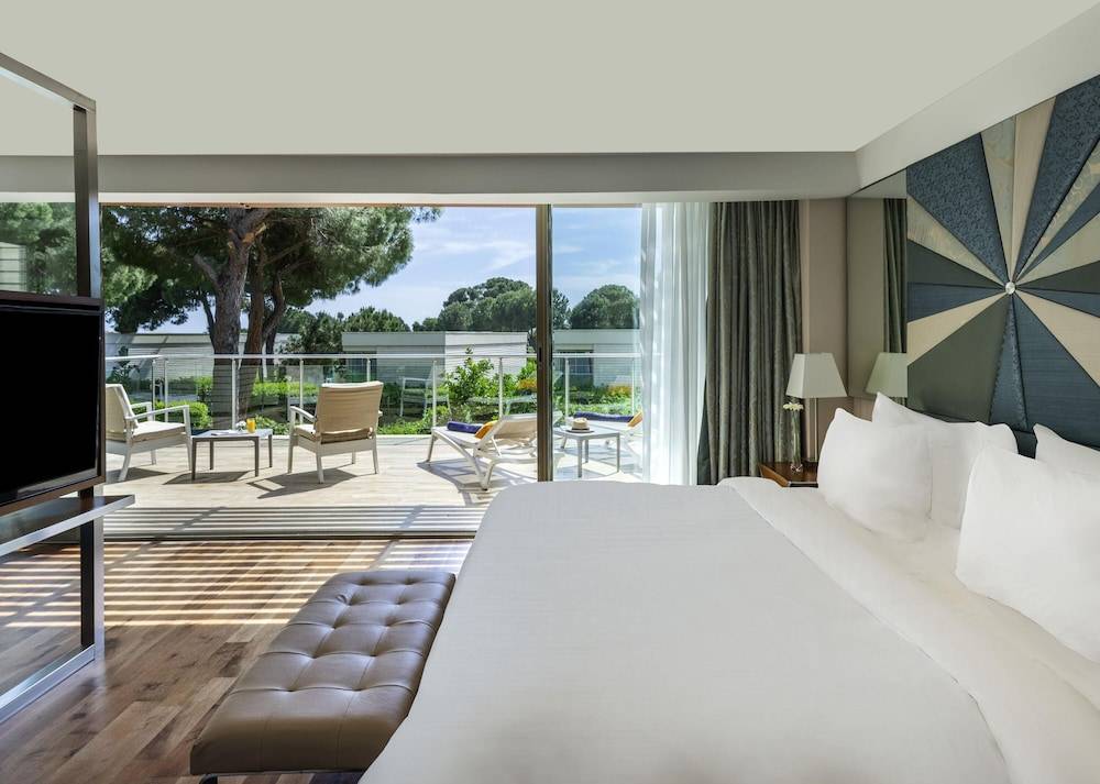 47_w3000h2138x0y112-a9a2b9e0_z