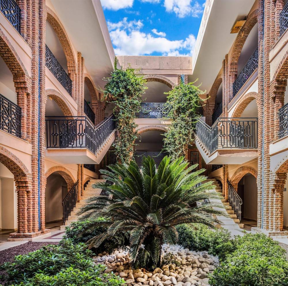 37_w3860h3840x4y0-36955e13_z