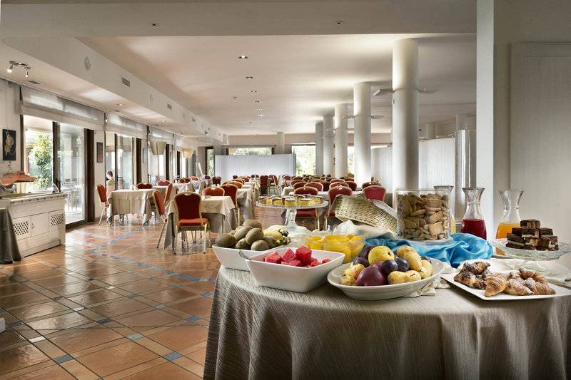 14_8566730_r_ 14_8566730_r_