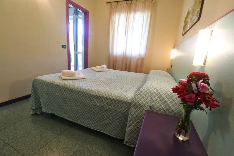 8_21975845_w_ 8_21975845_w_