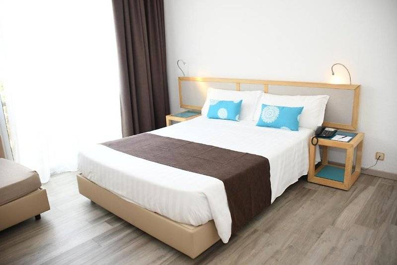 9_18998966_w_ 9_18998966_w_