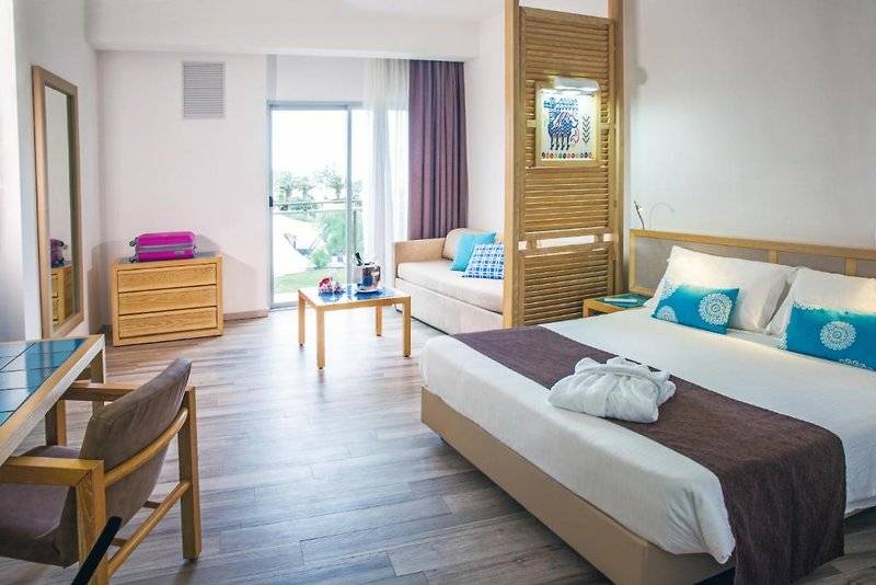 11_18998974_w_ 11_18998974_w_