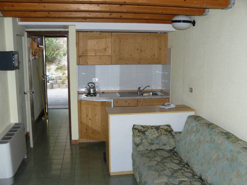 10_3284642_w_ 10_3284642_w_