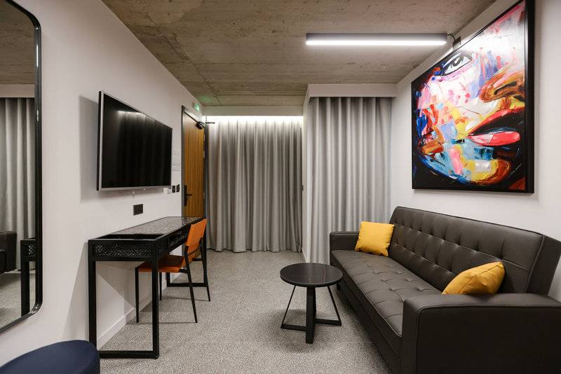 10_15156103_w_ 10_15156103_w_