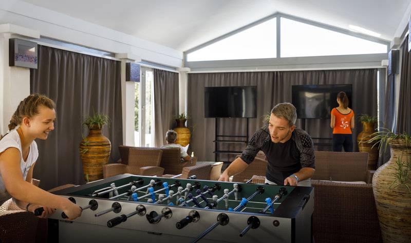 21_16378568_f_ 21_16378568_f_