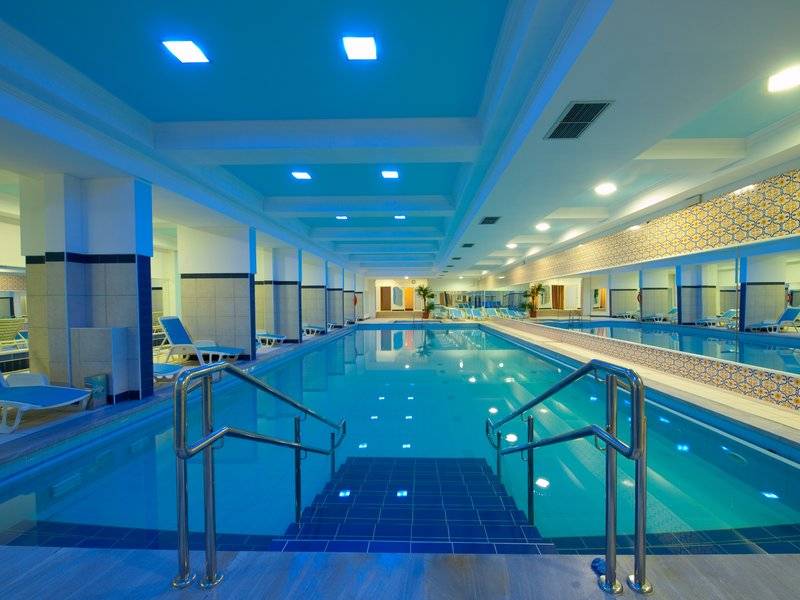 10_18389437_p_ 10_18389437_p_